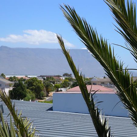 Capetown 4U Guesthouse Bloubergstrand Ngoại thất bức ảnh