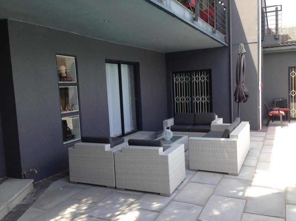 Capetown 4U Guesthouse Bloubergstrand Ngoại thất bức ảnh