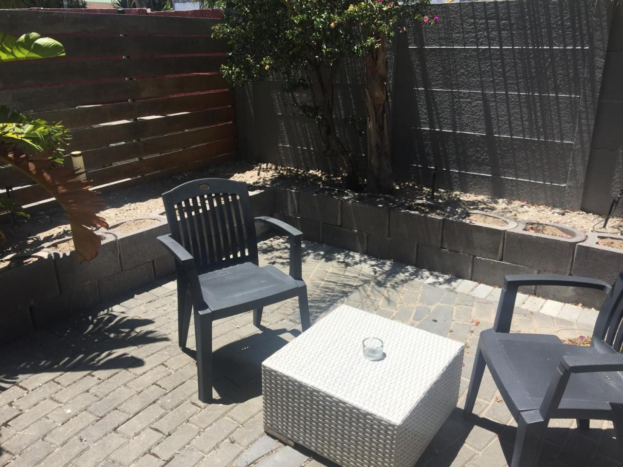 Capetown 4U Guesthouse Bloubergstrand Ngoại thất bức ảnh